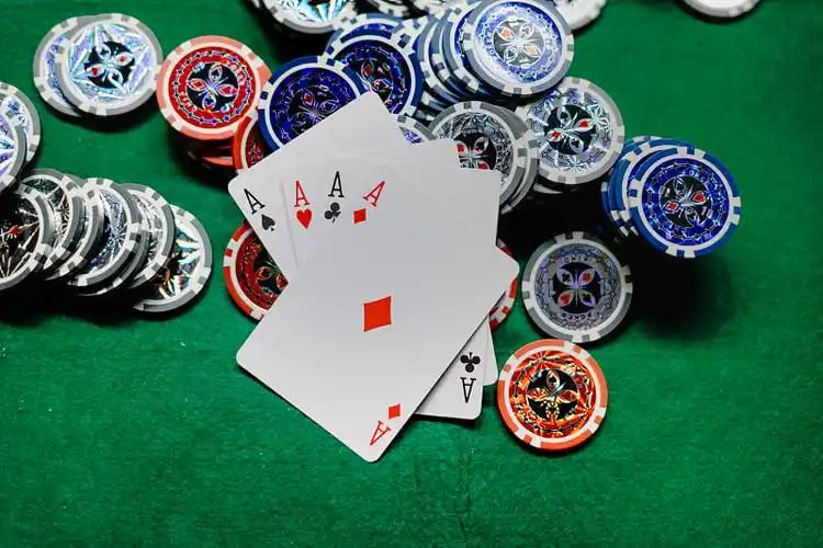 Filipino player accessing 3djili Casino live dealer tables on a mobile browser